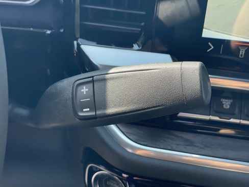 New 2026 GMC Sierra 2500 SLT w/ SLT Premium Package image 15