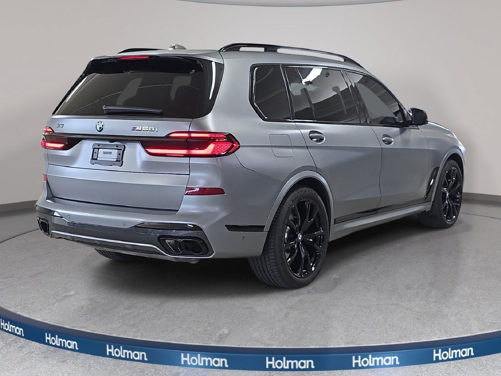 Used 2024 BMW X7 M60i w/ Executive Package AWD/4WD image 7