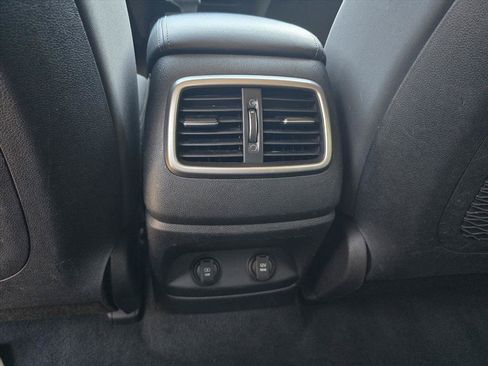 Used 2020 Kia Sorento FWD V6 image 24