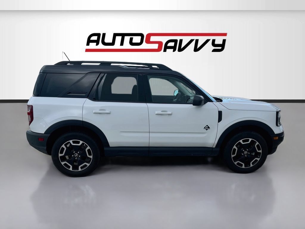 Used 2024 Ford Bronco Sport Outer Banks w/ Tech Package AWD/4WD image 8