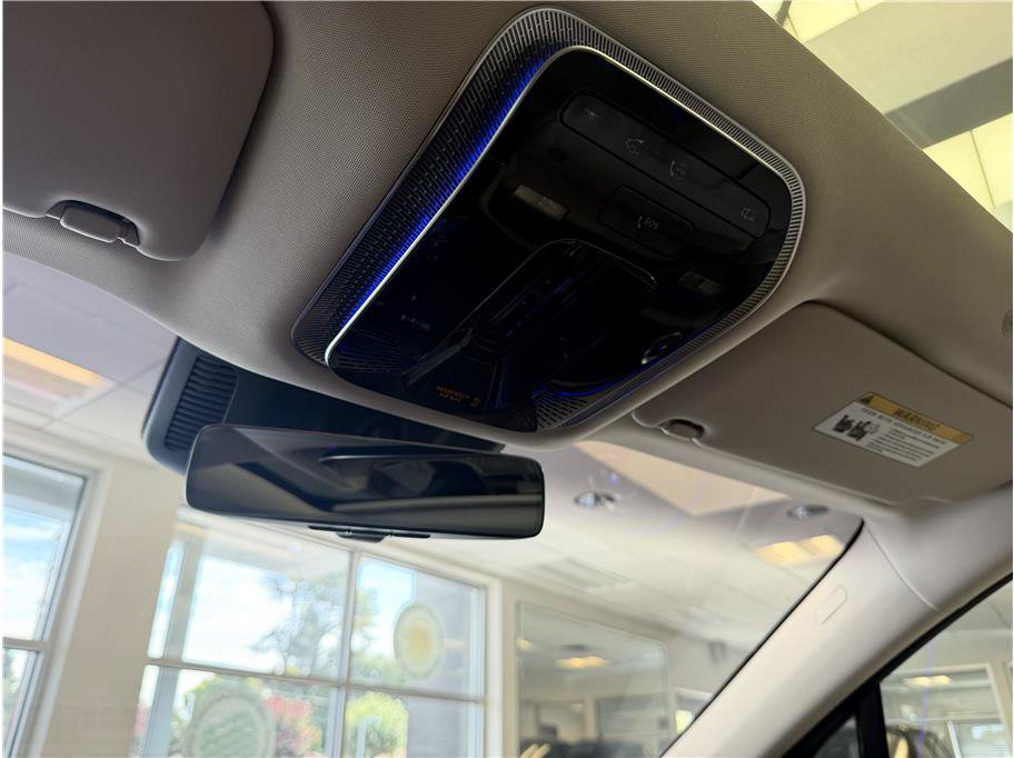 Used 2023 Mercedes-Benz EQS 580 4MATIC SUV w/ Exclusive Trim Package image 19