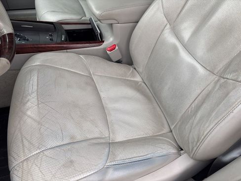 Used 2012 Toyota Avalon Limited image 11