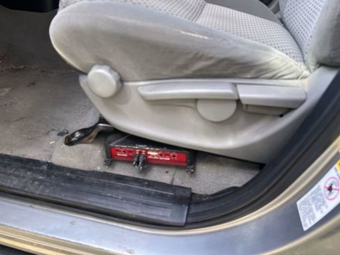 Used 2010 Toyota Tundra 4x4 Double Cab w/ Tow Pkg image 12