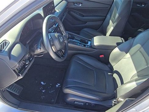 Used 2023 Honda Accord Sport image 13