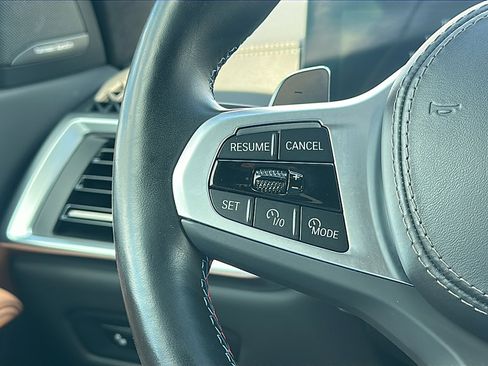 Certified 2024 BMW X5 M60i image 28