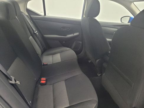 Used 2025 Nissan Sentra SV image 19