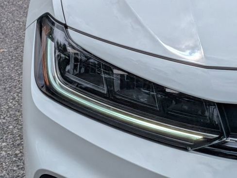 New 2026 Volkswagen Jetta GLI Autobahn FWD image 9