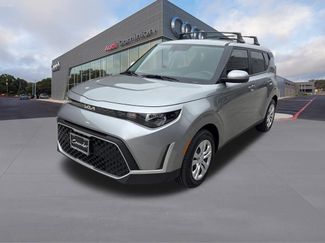 Used 2025 Kia Soul LX video 1