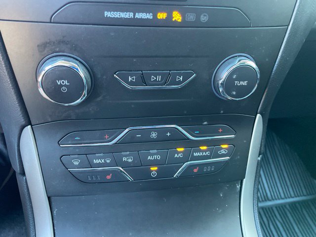 Used 2019 Ford Edge SEL w/ Equipment Group 201A AWD/4WD image 41