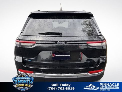 Used 2024 Jeep Grand Cherokee Limited 4xe image 5