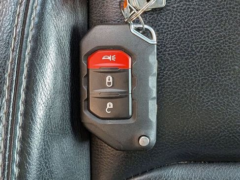 Used 2021 Jeep Wrangler Unlimited Sahara w/ Safety Group image 34