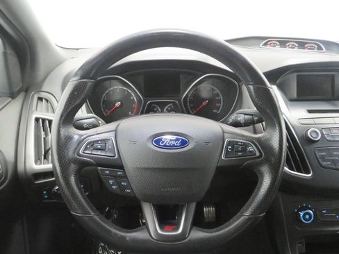 Used 2016 Ford Focus ST image 16