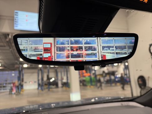 New 2026 Chevrolet Equinox LT w/ Convenience Package II image 29