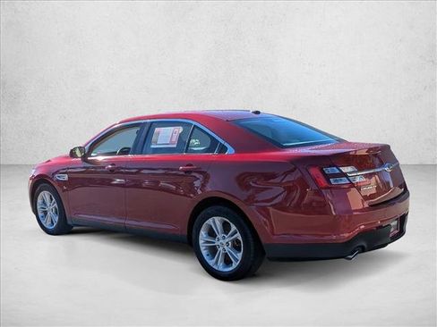 Used 2018 Ford Taurus SEL image 7
