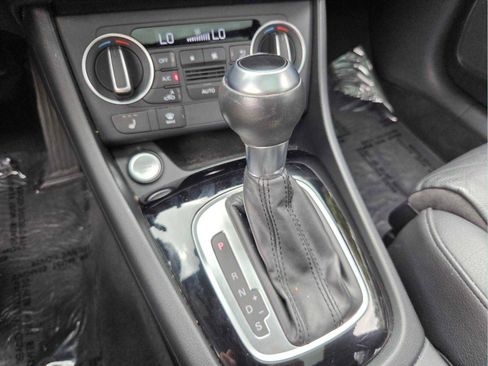 Used 2018 Audi Q3 2.0T Premium Plus w/ S Line Competition Package FWD image 25