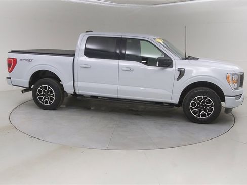 Certified 2022 Ford F150 XLT w/ Equipment Group 302A High image 12