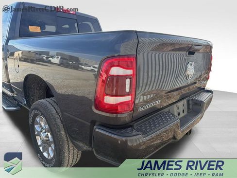 Used 2024 RAM 2500 Laramie image 14