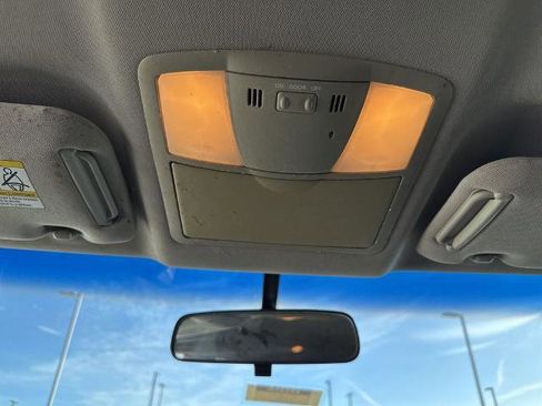 Used 2013 Nissan Murano S image 9