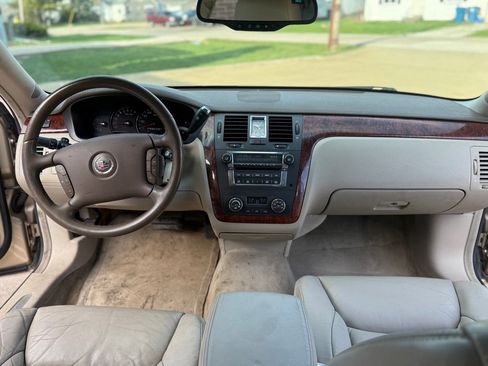 Used 2006 Cadillac DTS image 9