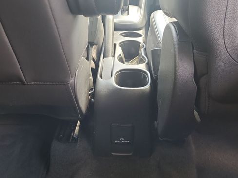 Used 2019 Chevrolet Trax LT w/ LT Convenience Package FWD image 21