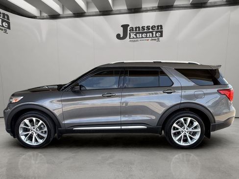 Used 2021 Ford Explorer Platinum AWD/4WD image 1