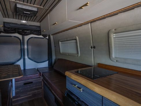 Used 2023 Mercedes-Benz Sprinter 2500 image 25