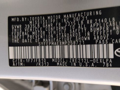 Used 2021 Toyota Corolla LE image 33