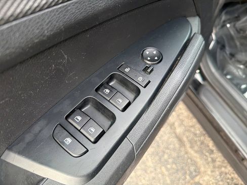 Used 2023 Kia Sportage LX AWD/4WD image 13