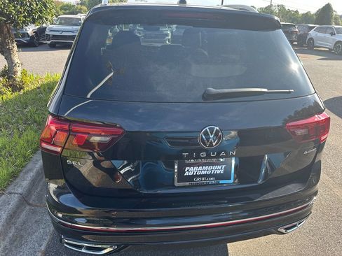 Used 2023 Volkswagen Tiguan SEL R-Line image 3