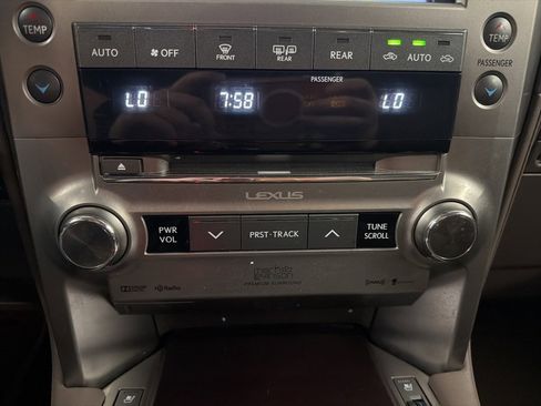 Used 2016 Lexus GX 460 Luxury image 17