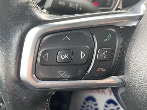 Used 2021 Jeep Wrangler Unlimited Sahara AWD/4WD image 21