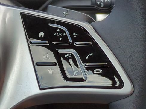 New 2026 Mercedes-Benz GLB 250 image 26