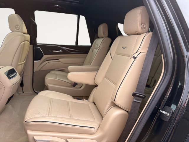 Certified 2024 Cadillac Escalade Premium Luxury w/ LPO, Floor Liner Package AWD/4WD image 13