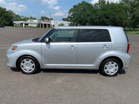 Used 2014 Scion xB Release Series 10.0 image 6