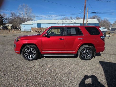 Used 2014 Toyota 4Runner SR5 AWD/4WD image 2