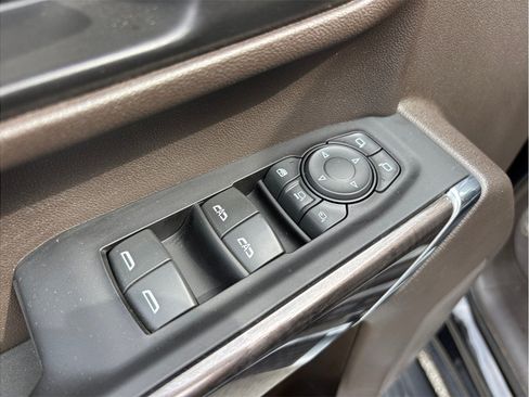 Used 2022 Chevrolet Silverado 2500 LTZ AWD/4WD image 18