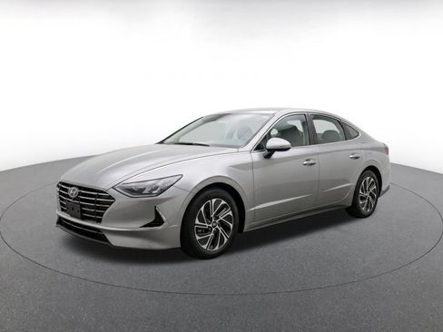 Used 2026 Hyundai Sonata Blue FWD image 3