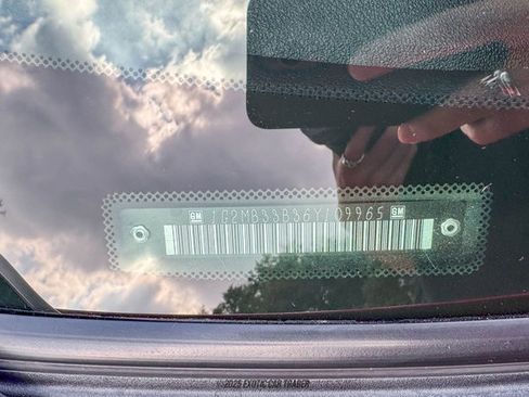 Used 2006 Pontiac Solstice Convertible w/ Premium Package image 51