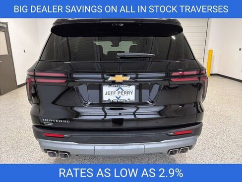 New 2026 Chevrolet Traverse LT w/ Driver Confidence Package FWD image 4