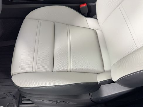 Certified 2026 Porsche Cayenne Coupe AWD/4WD image 14