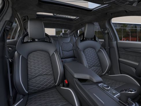 New 2026 Cadillac CT5 V AWD/4WD image 16