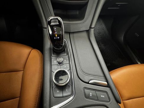 Used 2022 Cadillac XT5 Premium Luxury image 23