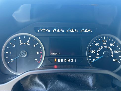 Used 2017 Ford F150 XLT w/ Equipment Group 302A Luxury AWD/4WD image 2