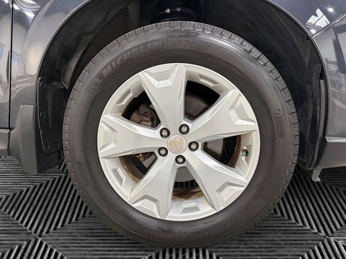 Used 2014 Subaru Forester 2.5i Touring AWD/4WD image 11