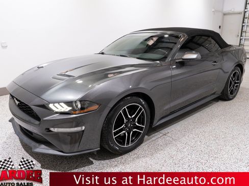 Used 2018 Ford Mustang Premium RWD image 3