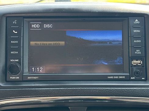 Used 2019 Dodge Grand Caravan SE FWD image 30