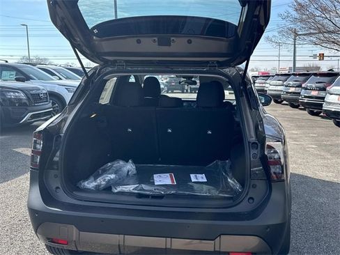 New 2026 Nissan Kicks SV w/ SV Premium Package image 10