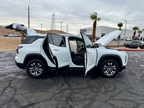 New 2026 Chevrolet Equinox LT image 46