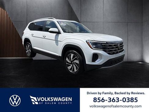Certified 2026 Volkswagen Atlas SEL AWD/4WD image 1