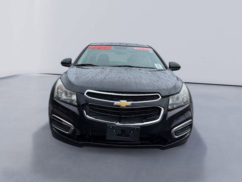 Used 2015 Chevrolet Cruze LT image 8